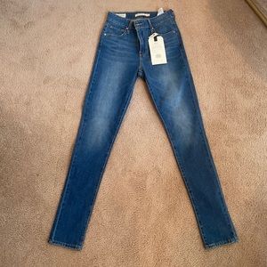 Levi’s Jeans